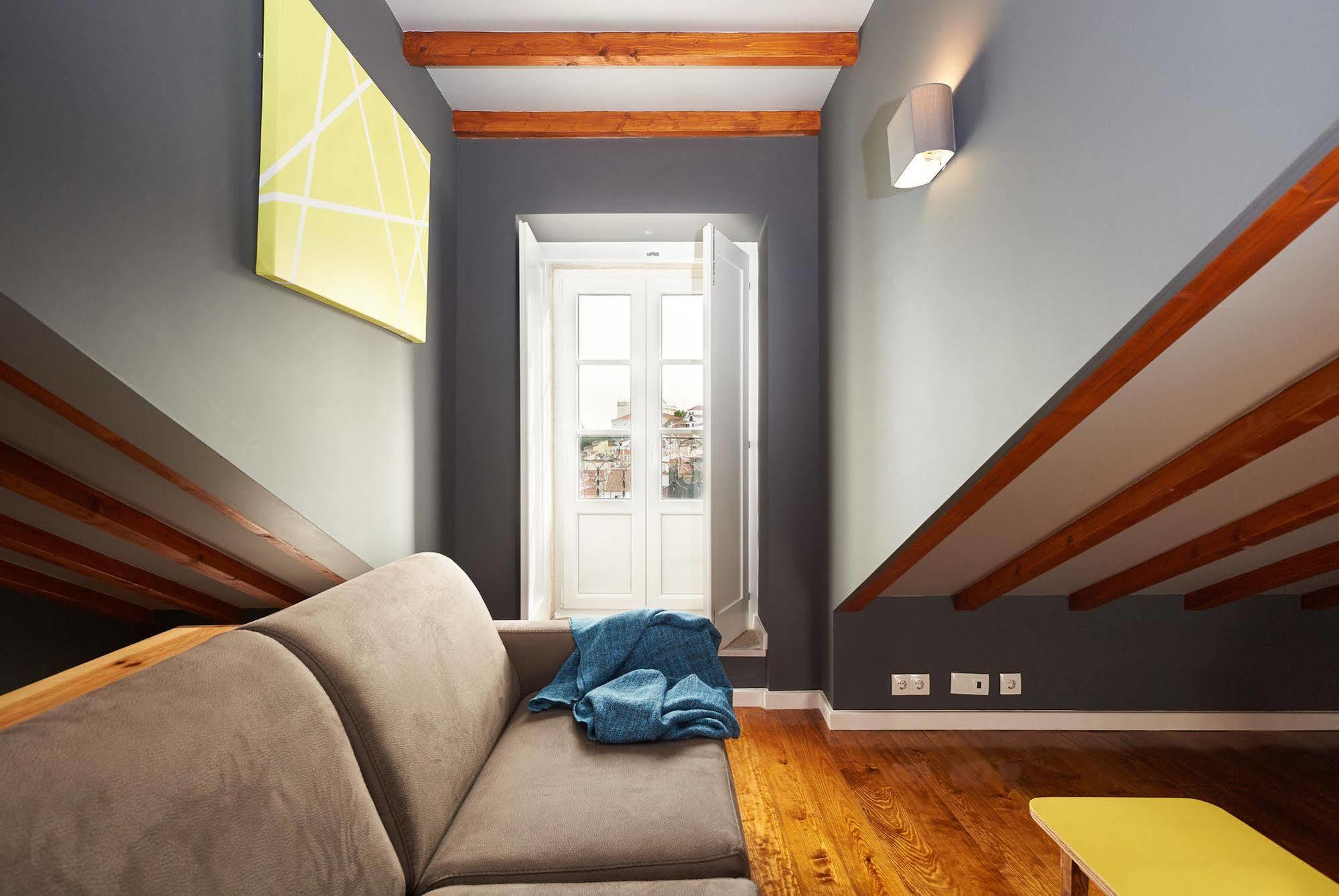 Hello Lisbon Alfama River Apartments Bagian luar foto